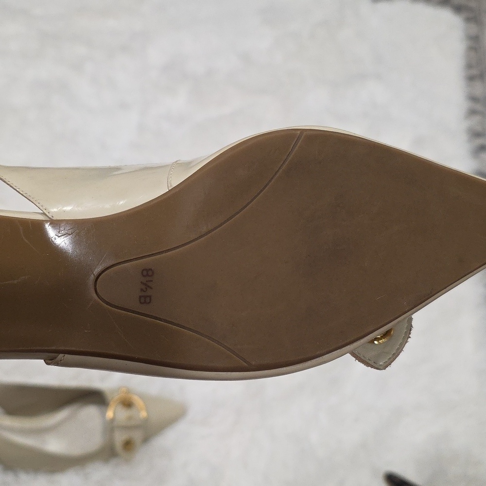 Talbots Patent Leather Cream Pointed Slingback Heels. Size 8.5 - Picture 8 of 9